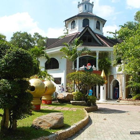 Zen Rooms Basic Nanai Phuket Patong Exterior photo